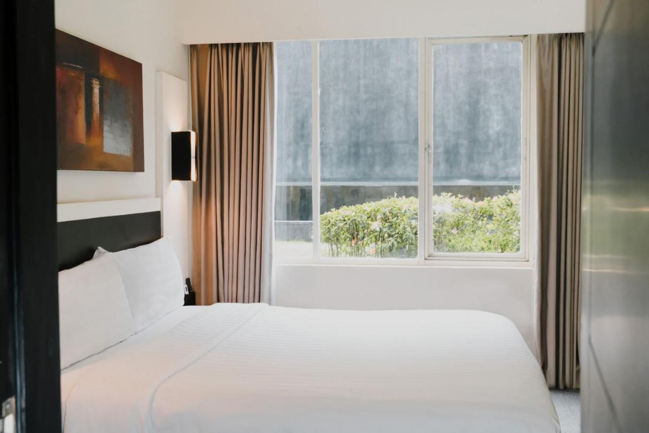 Aston Denpasar Hotel & Convention Екстериор снимка