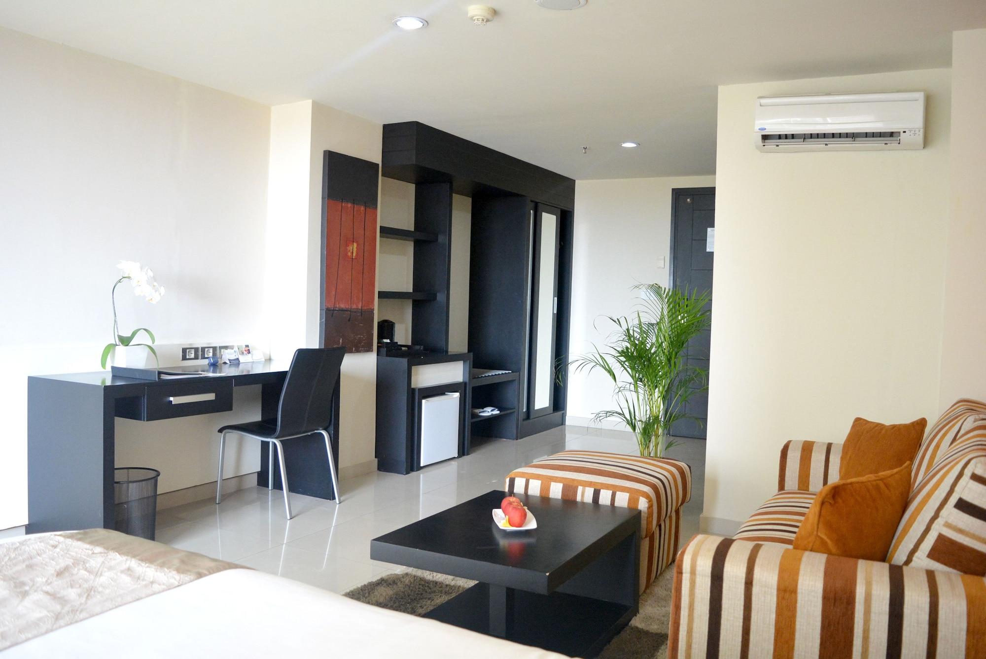Aston Denpasar Hotel & Convention Екстериор снимка