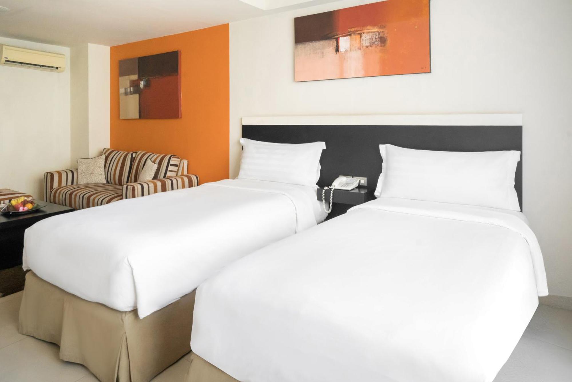 Aston Denpasar Hotel & Convention Екстериор снимка