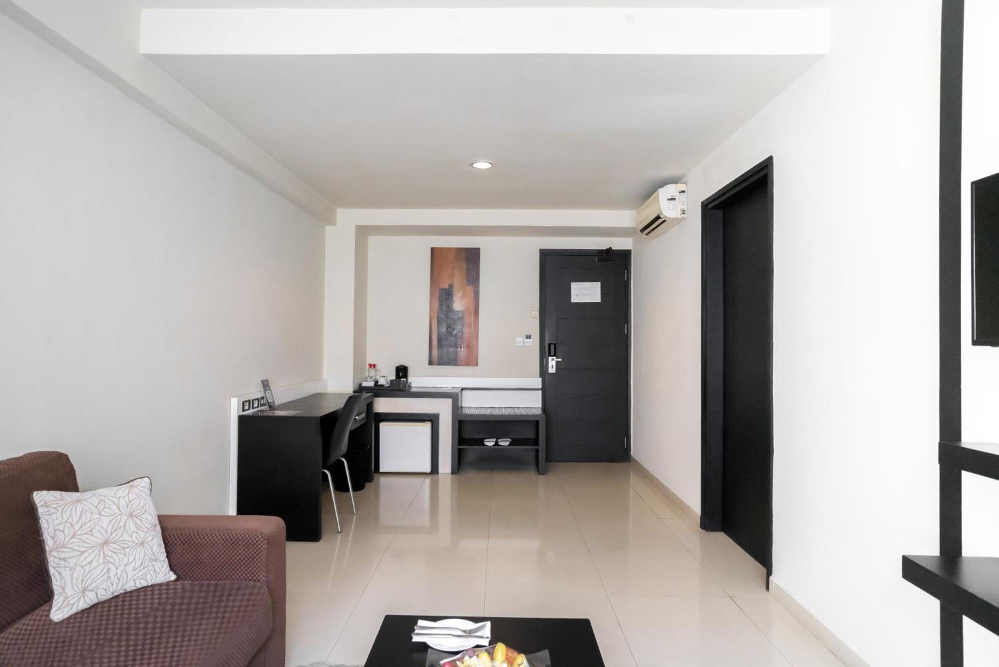 Aston Denpasar Hotel & Convention Екстериор снимка
