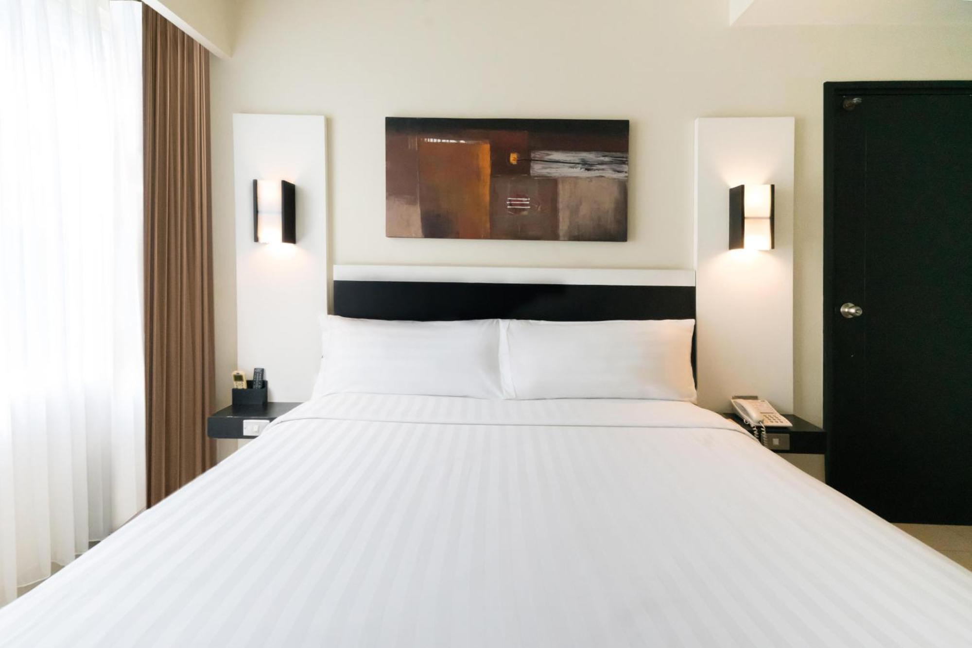 Aston Denpasar Hotel & Convention Екстериор снимка